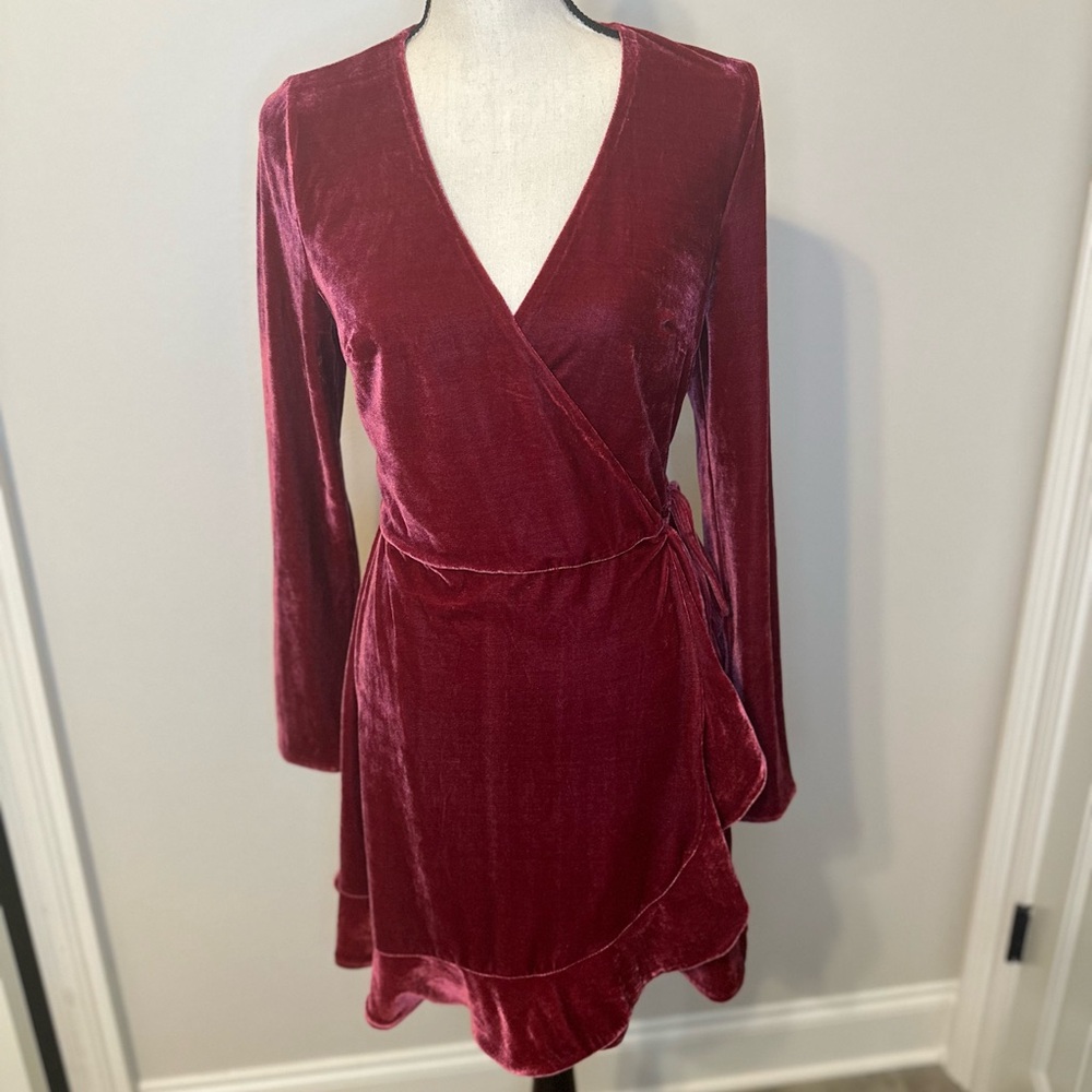 The Jetset Diaries Velvet Lash Out Mini Dress